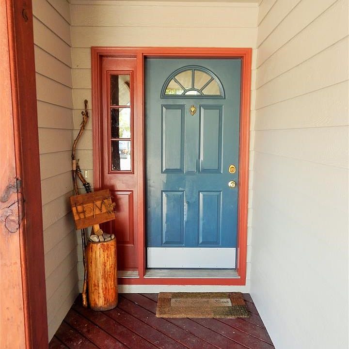 1st image of 507 Central Ave