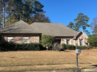 626 Wendover Dr, Ridgeland, MS 39157