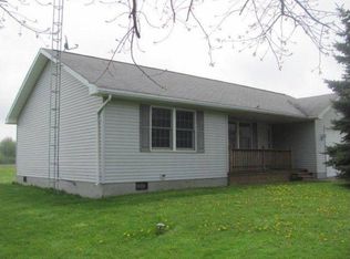 6915 White Creek Rd, Marlette, MI 48453