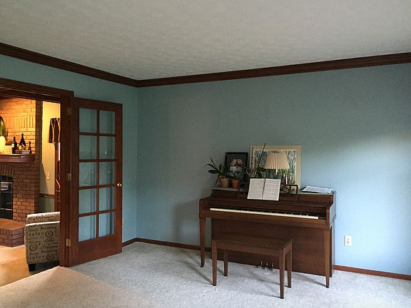 5th image of 10549 Juniper Ct