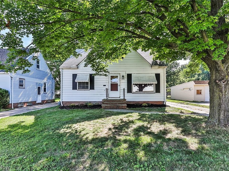 1st image of 5737 W 54th St