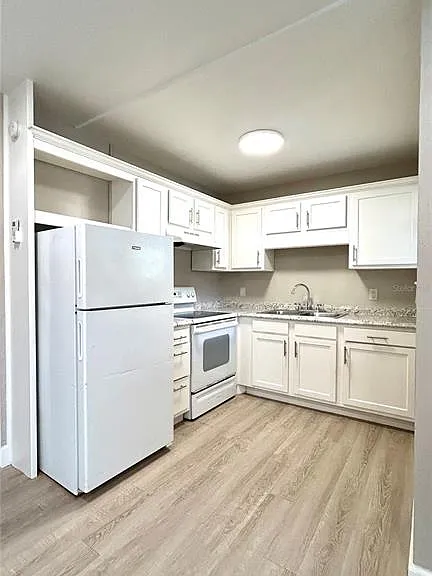 821 NW 8th Ave — Photo 12