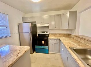 3199 Foxcroft Rd APT 113, Hollywood, FL 33025