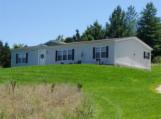 1154 Harvester Dr, Villa Ridge, MO 63089