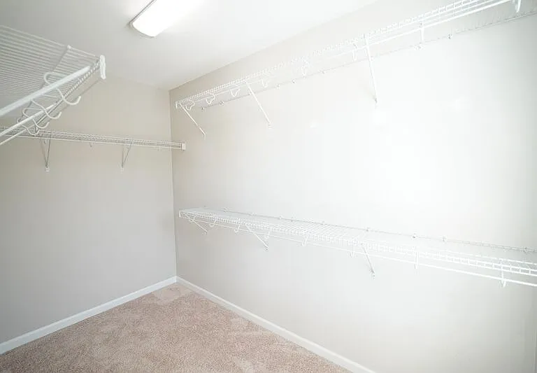 215 Shelton St — Photo 21