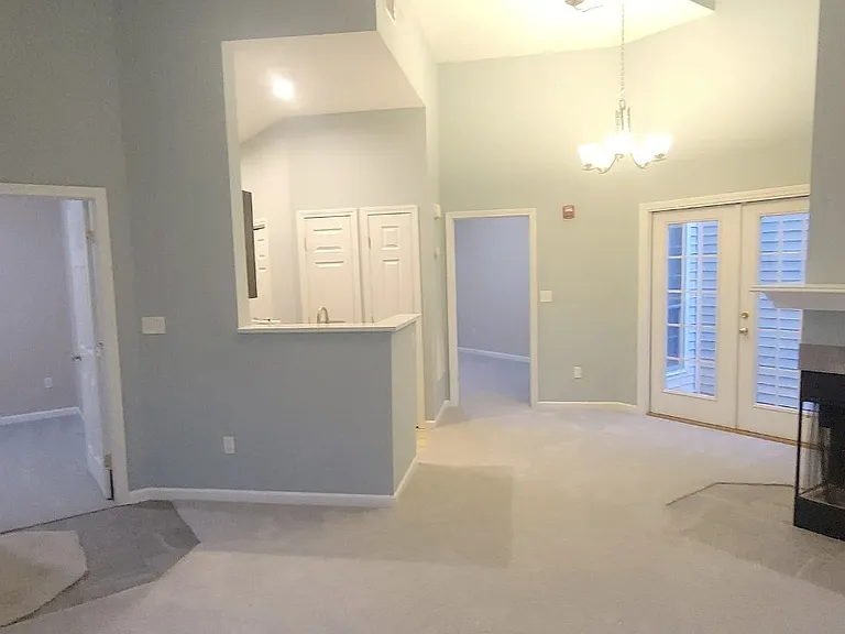 131 Carriage Crossing Ln #131 — Photo 5