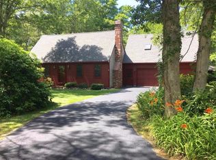 155 Quaker Meeting House Rd, East Sandwich, MA 02537