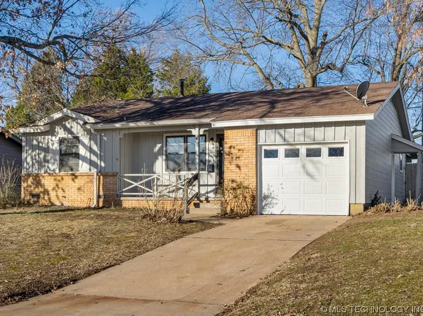 642 N Moccasin Pl, Sapulpa, OK 74066