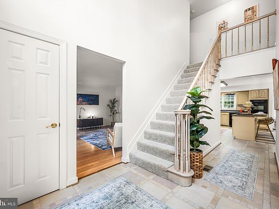 2nd image of 11901 Woodmews Cir