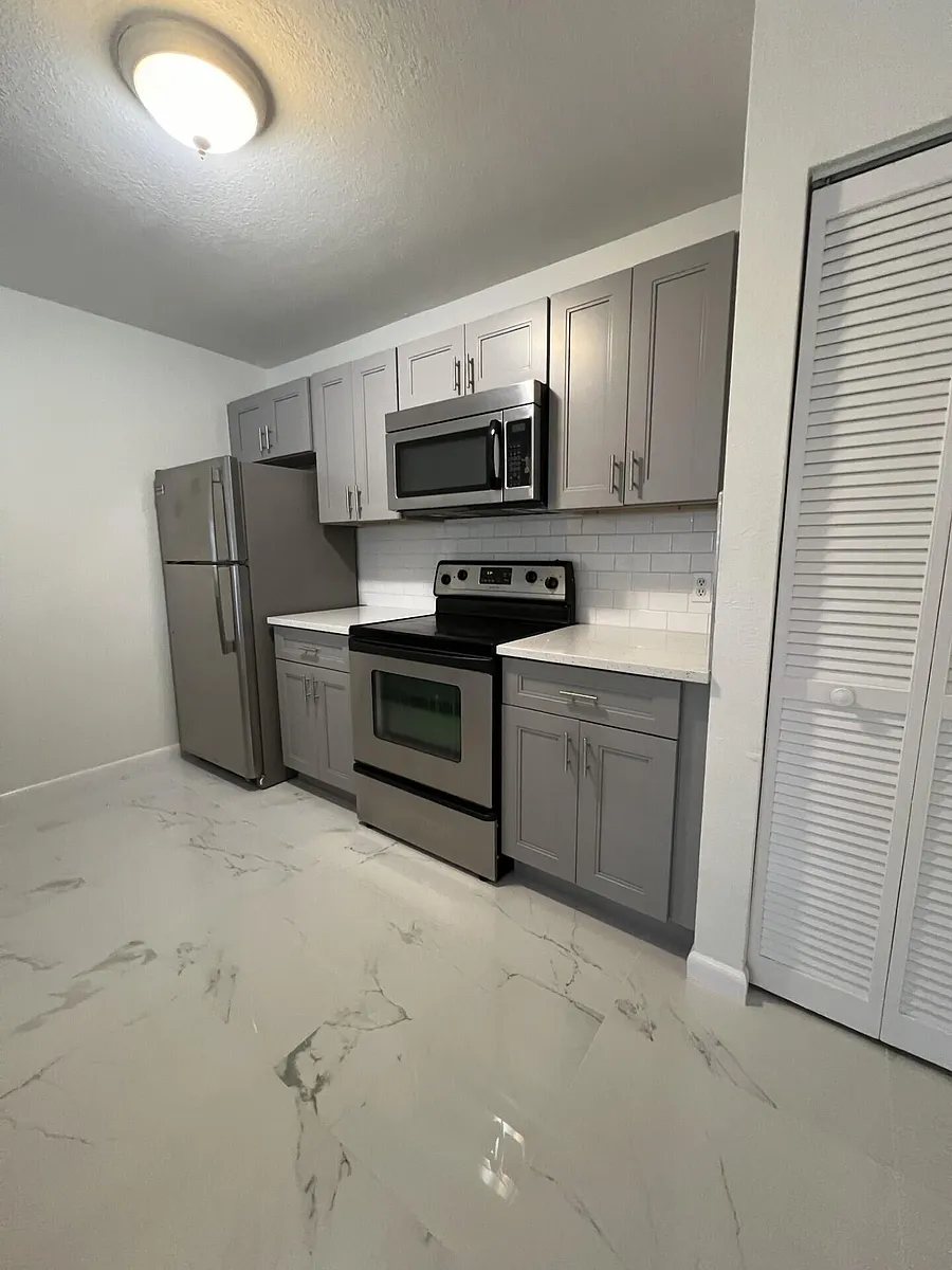 Building Photo - 1845 Palm Cove Blvd #8-103