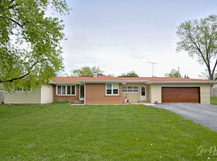 1615 N Channel Dr, Round Lake Beach, IL 60073
