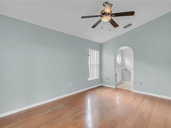 5th image of 4213 Iveyglen Ave