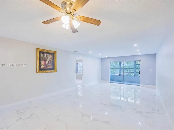 8100 SW 24th St APT 309, North Lauderdale, FL 33068