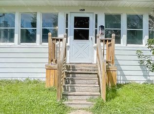 971 Woodbridge St, Flint, MI 48504