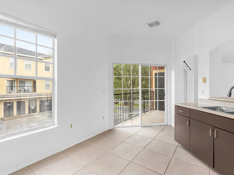 122 Vista Verdi Cir #232 — Photo 7
