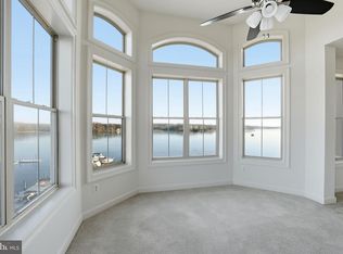 500 Belmont Bay Dr Unit 404, Woodbridge, VA