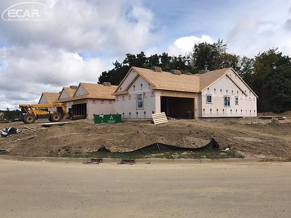 2nd image of 685 Shoreline Dr