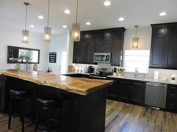 3rd image of 1185 State Road 540 W