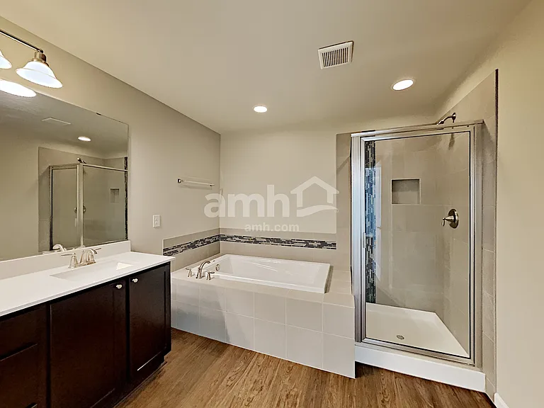 245 Iris Ln — Photo 14