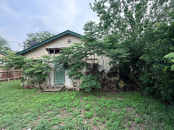 2nd image of 218 ILLG AVE