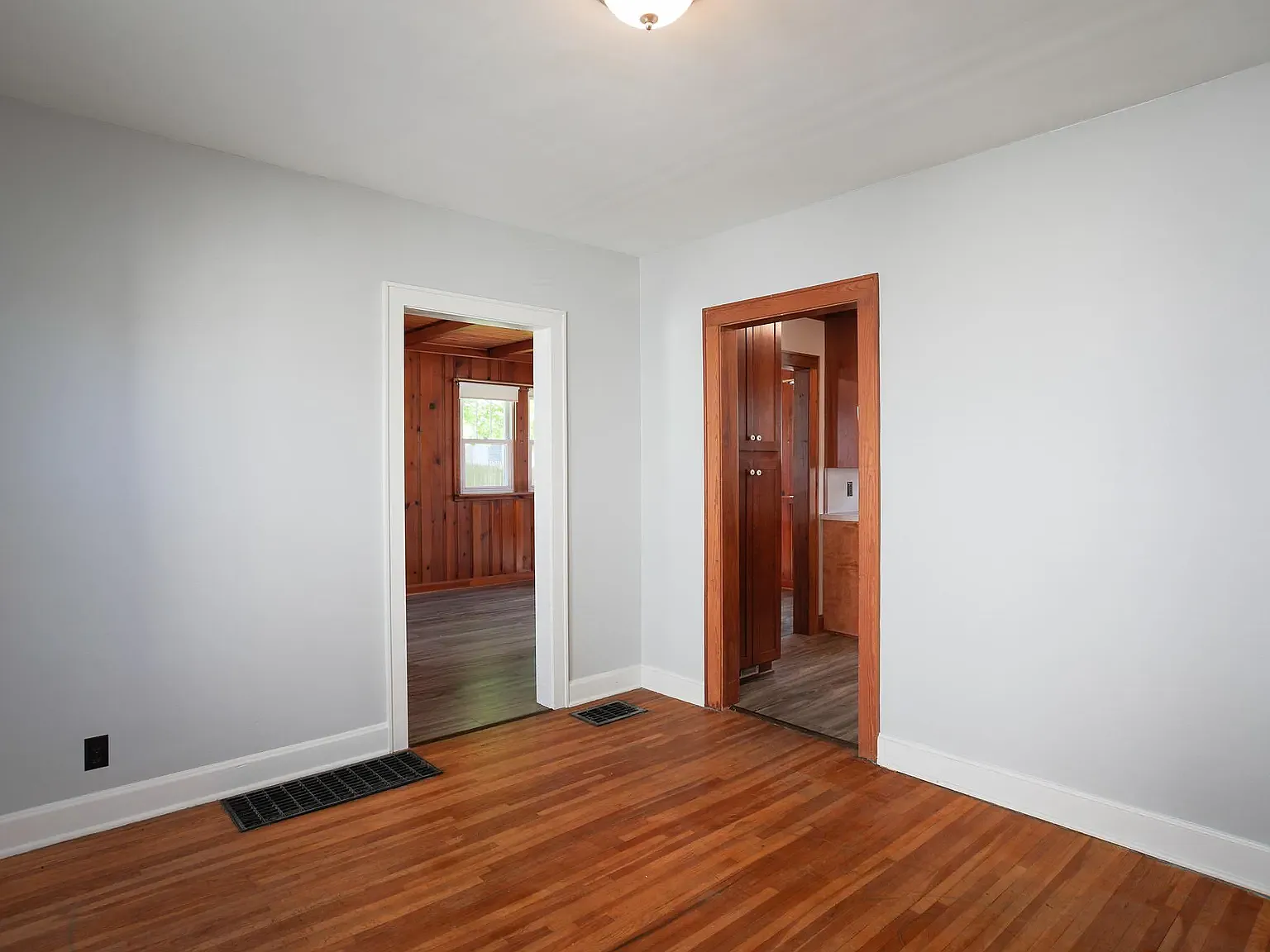 3 bed, 1512 sqft, $1,800 — Photo 4