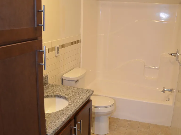 20 Lawrence St #19 — Photo 5