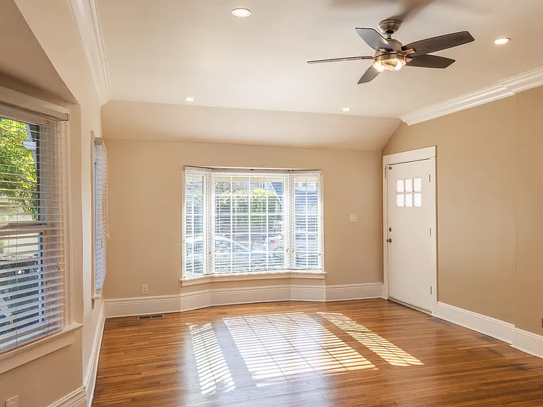 4210 Halldale Ave — Photo 6