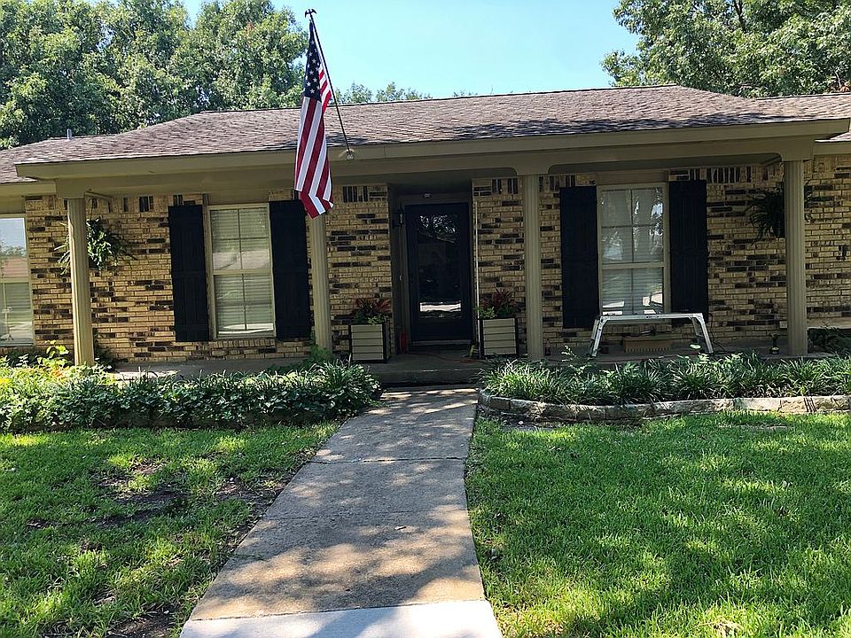 1st image of 6405 Green Valley Dr