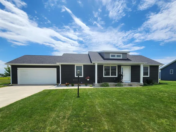20626 Krista Dr, Milford, IN 46542