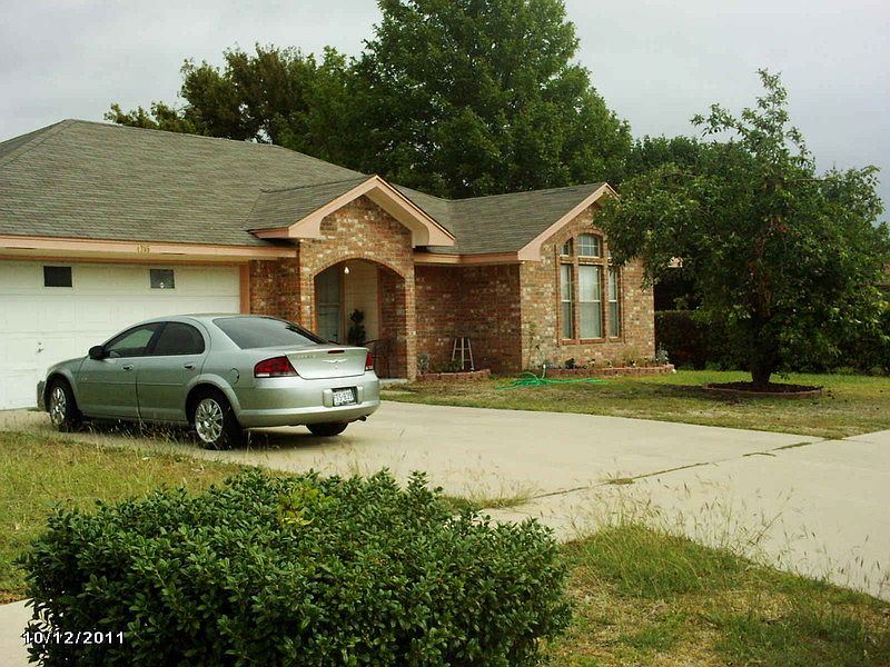 1st image of 4305 Carolyn Dr