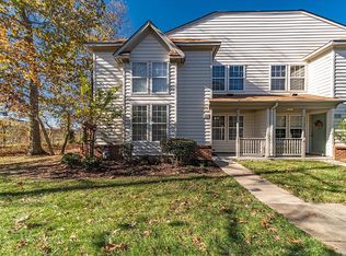 122 White Cedar Ln, Yorktown, VA 23693