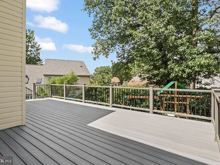 3818 Marquis Pl — Photo 33