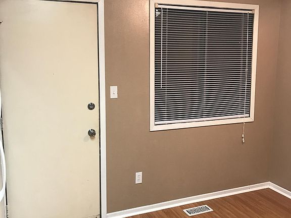 3rd image of 1435-6 S 5th St