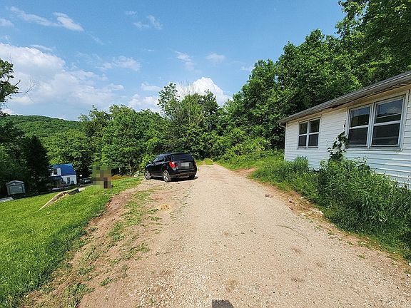 5th image of 4330 Woodall Dr
