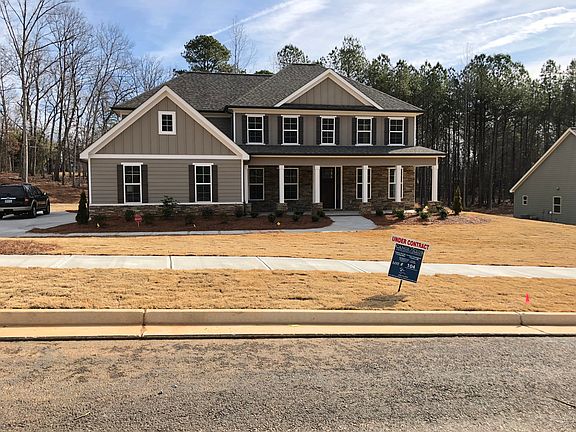 3rd image of 220 Blue Point Pkwy #104