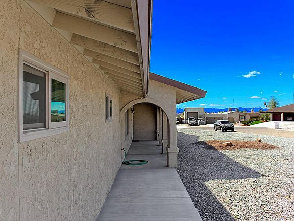 4th image of 375 Meteor Ln