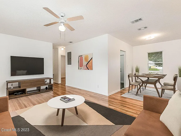 533 E Lincoln Ave — Photo 7