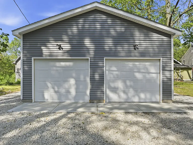 4623 Rookwood Ave — Photo 10