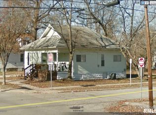800 W Walnut St, Carbondale, IL