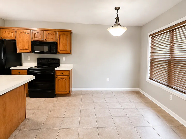 5502 Caribbean Pl — Photo 6