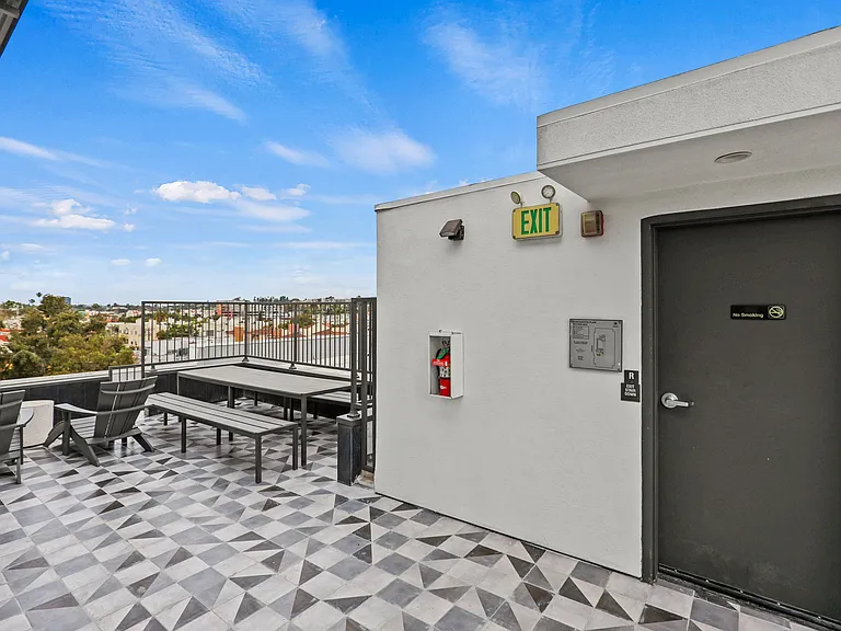 Rooftop Terrace with Entertainment Area