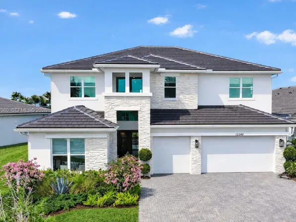 12249 Waterstone Cir, Palm Beach Gardens, FL 33412
