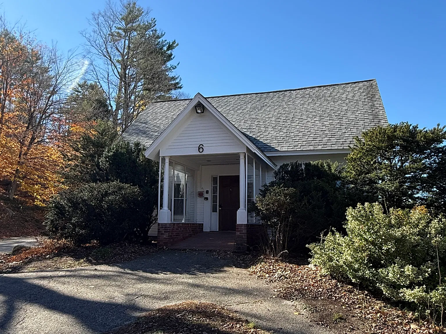 6 Old Winslow Rd — Photo 1