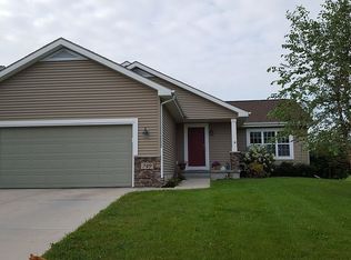 749 Fairview Ter, Verona, WI 53593