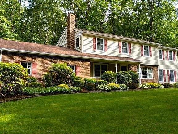 5th image of 2114 Yerger Rd