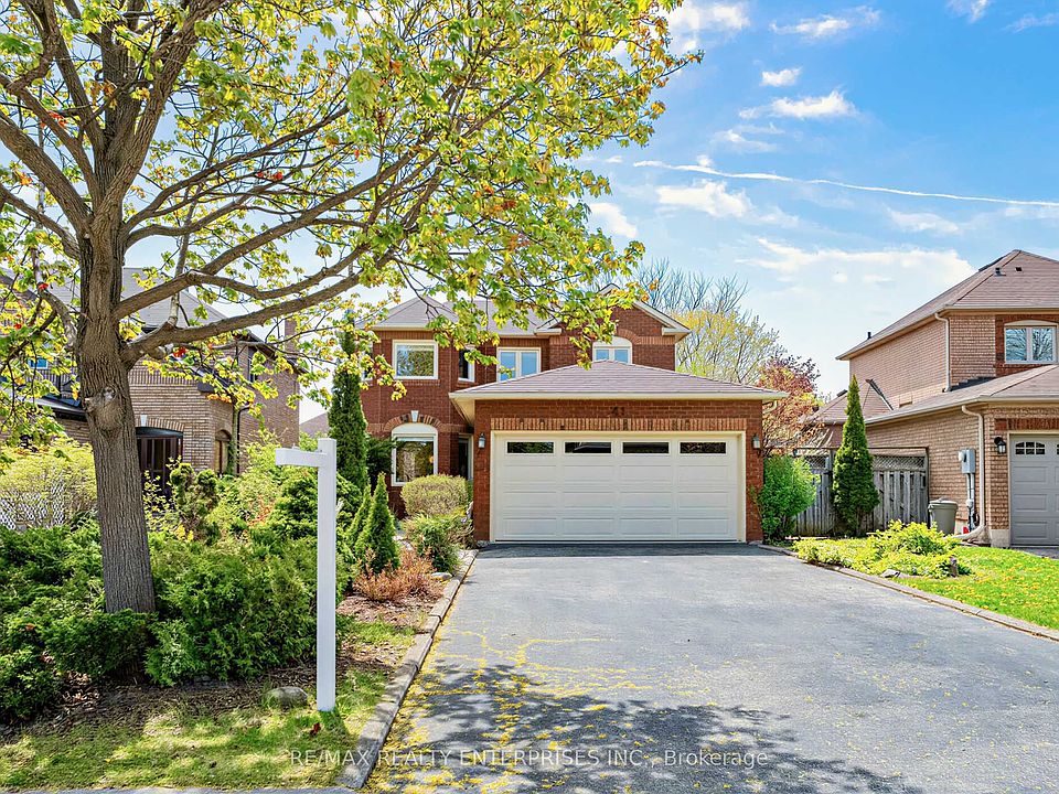 1st image of 41 Killaloe Cres