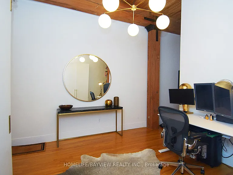 993 Queen St W #203 — Photo 10
