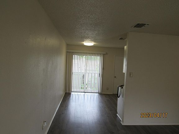 4th image of 1640 W Woodlawn Ave APT 4