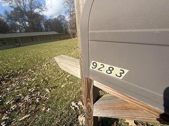 5th image of 9283 Largent Rd