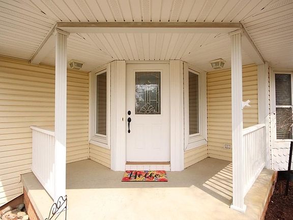4th image of 9164 Stoneyfield Ct